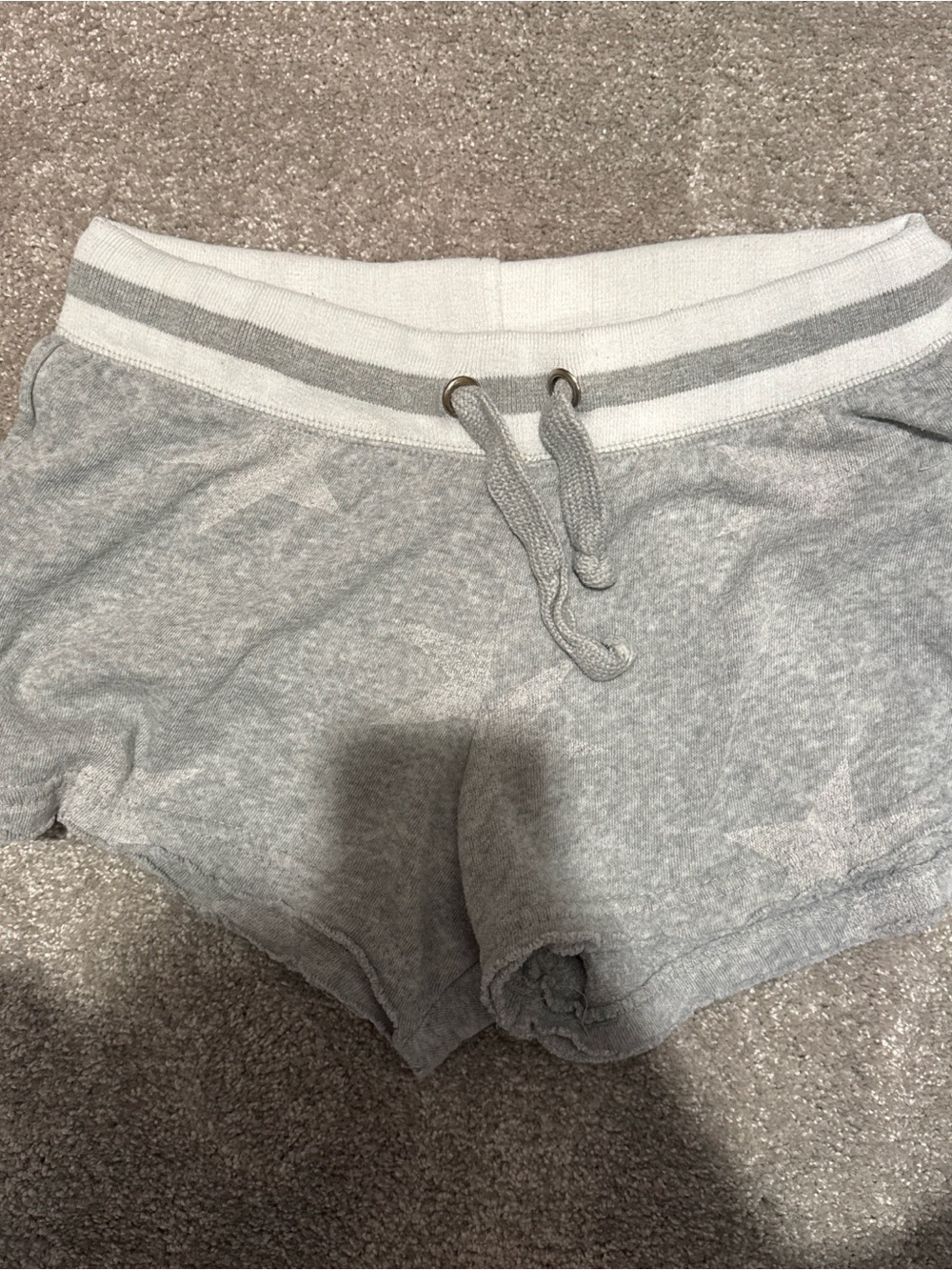 Vintage Havana Light Gray Star Print Athletic Shorts with White Waistband